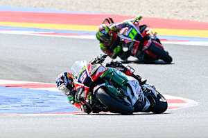 Johann Zarco (10.) vor Teamkollege und Rookie Diogo Moreira