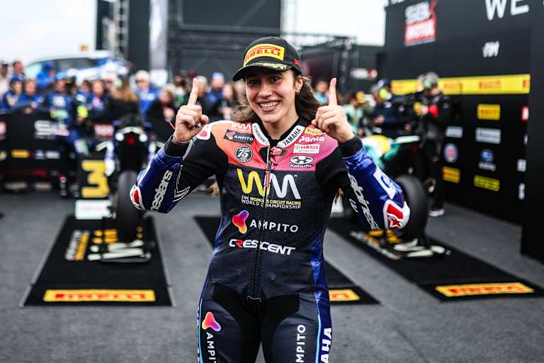 Beatriz Neila und Ampito Crescent Yamaha machen in der WorldWCR weiter  