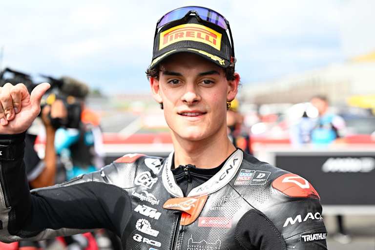 David Almansa: Neben Manuel Gonzalez 2027 bei Intact Moto2-Pilot