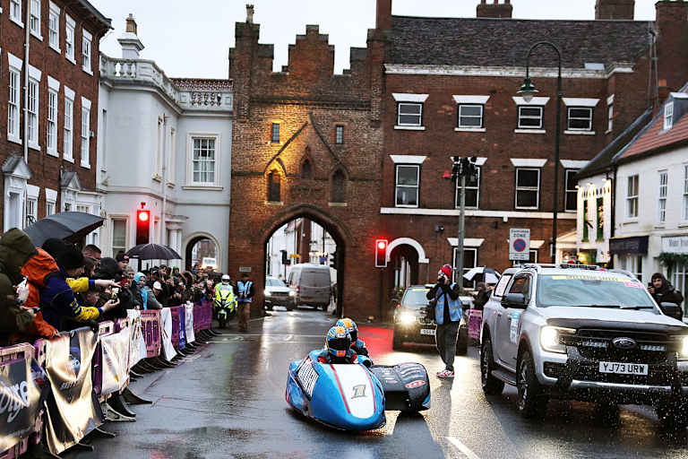Sam und Tom Christie in der Innenstadt von Beverley