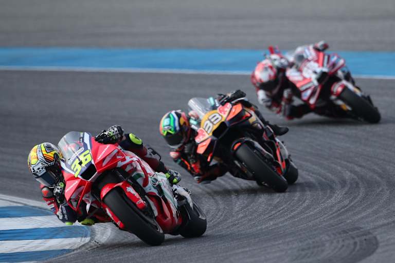 Joan Mir konnte KTM-Pilot Binder (#33) nicht aufhalten