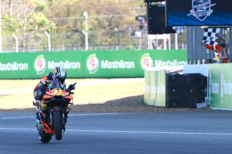 Der erste Rennsieg der Saison 2026 ging an KTM-Youngster Pedro Acosta