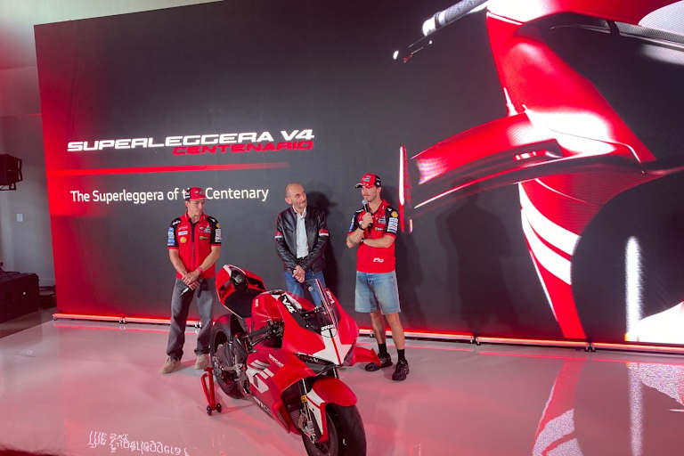 Ducati Superleggera: Staunen auch bei Pecco Bagnaia und Marc Marquez
