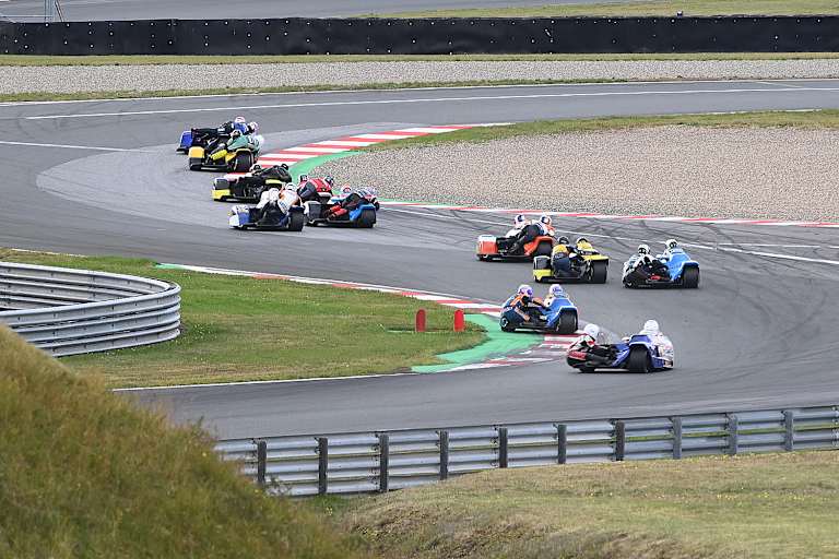 Mitte April startet die Seitenwagen-Weltmeisterschaft 2026