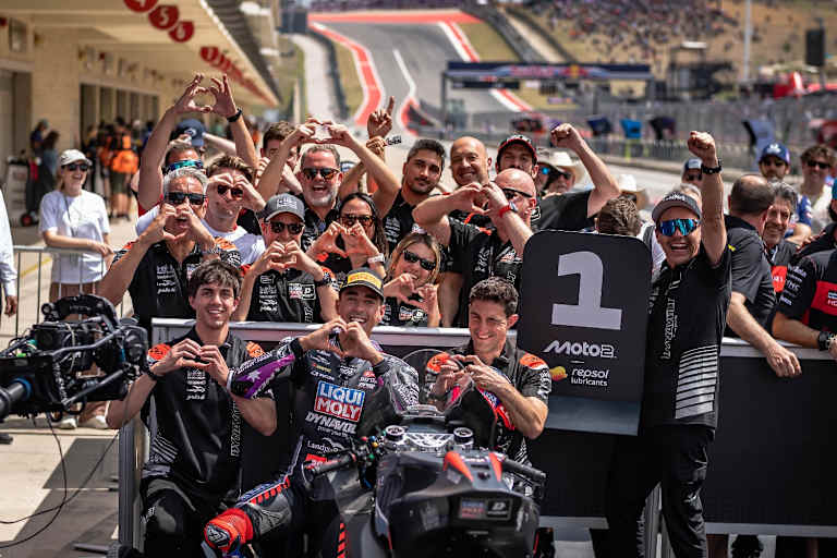 Große Emotionen nach Senna Agius' Sieg in Austin