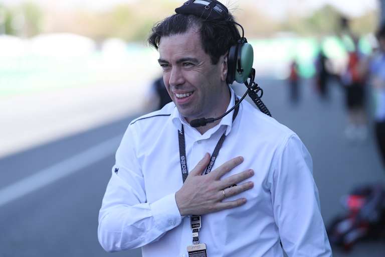 Hand aufs Herz für Adelaide: Carlos Ezpeleta