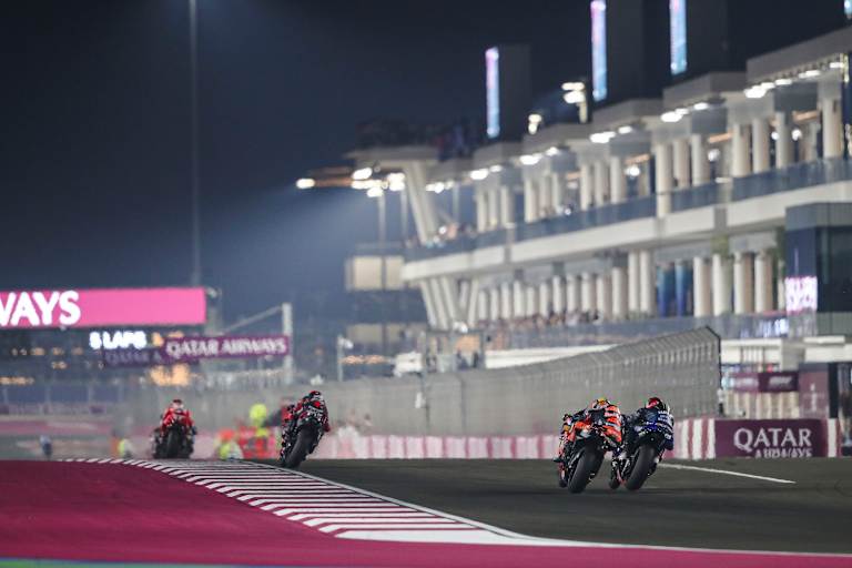 Einzigartig: Nur in Doha finden die Rennen unter Flutlicht statt