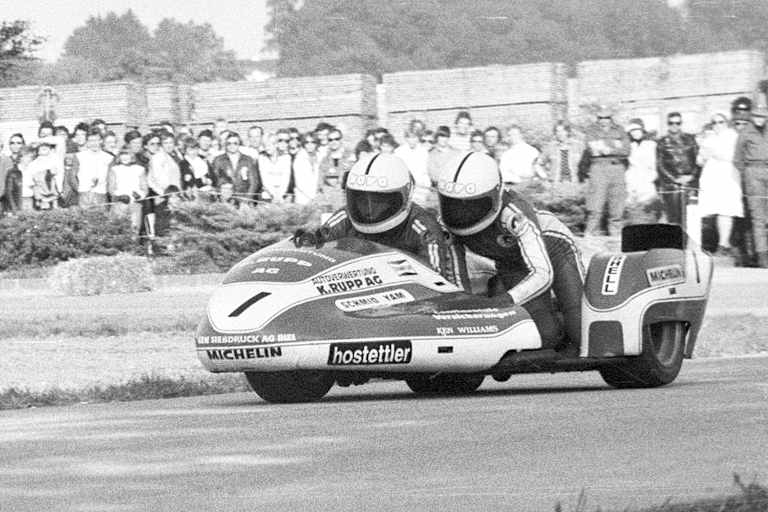 Mit Ken Williams gibt es für Rolf Biland den ersten WM-Titel