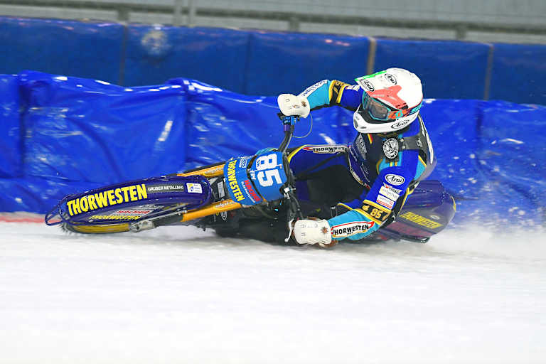 Luca Bauer in Heerenveen im Training