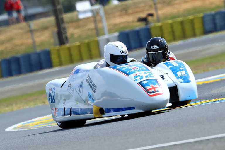 Corey Turner mit Luca Schmidt