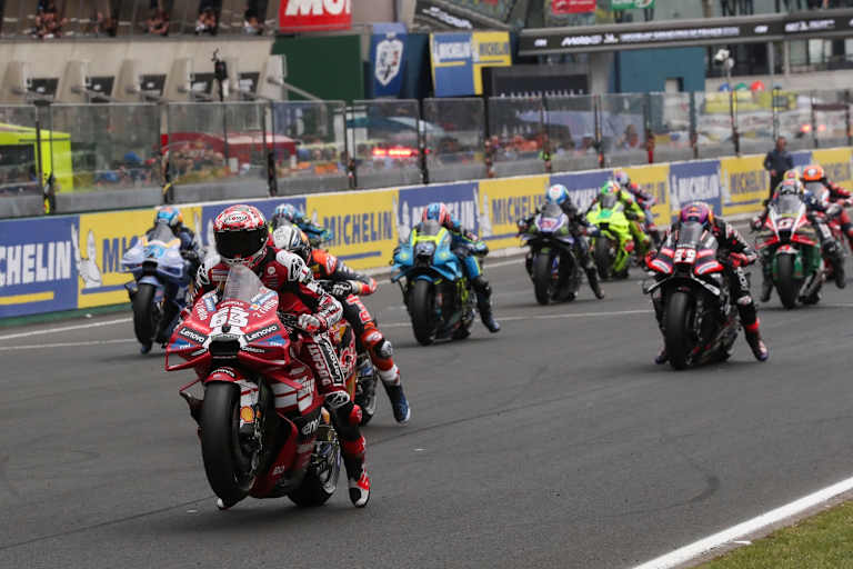 Ducati-Pilot Bagnaia: Von der Pole-Position ins Aus