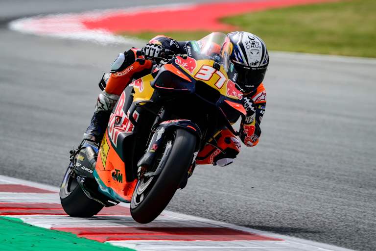 Sportlich gab KTM-Fahrer Pedro Acosta in Barcelona den Ton an
