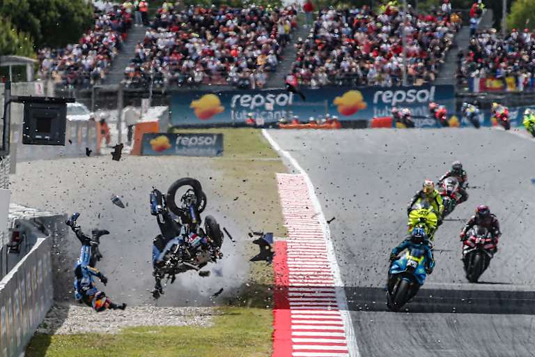MotoGP-Horror: Der Unfall von Alex Marquez beim Catalunya-GP