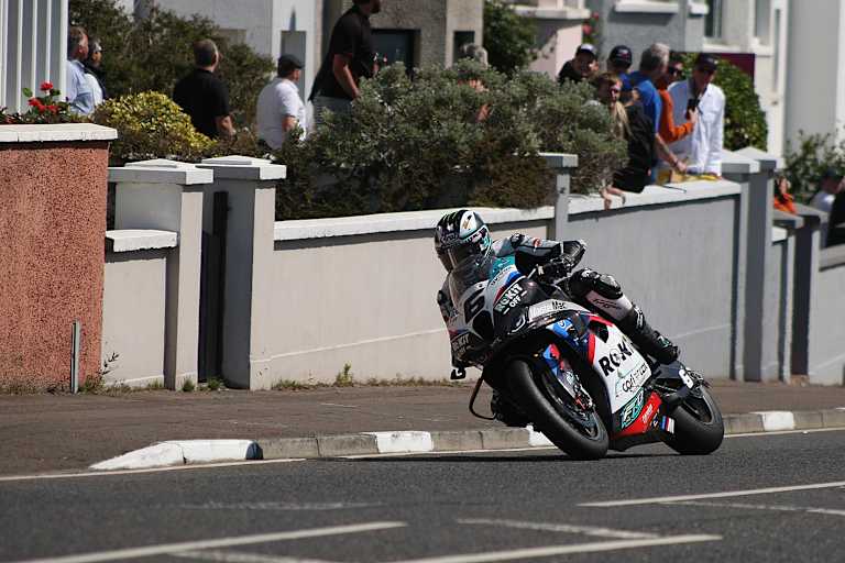 Michael Dunlop wird auch dieses Jahr beim NW200 die BMW M1000RR pilotieren