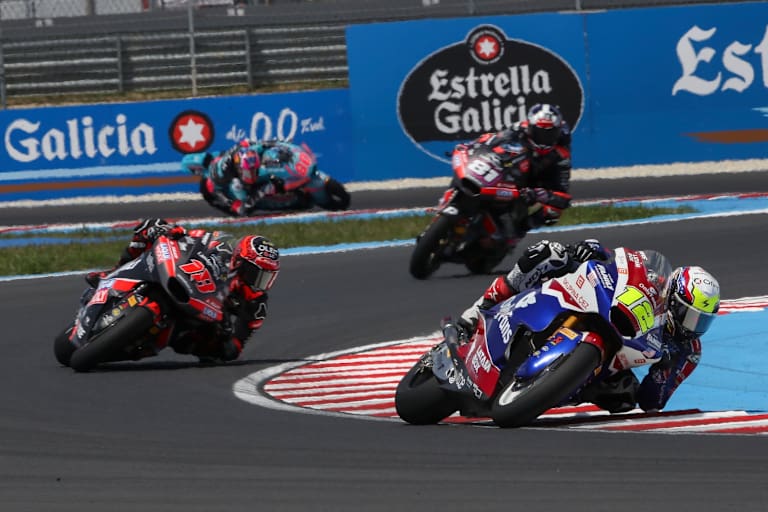 Kalex-Pilot Filip Salac vor Manuel Gonzalez, Senna Agius und David Alonso