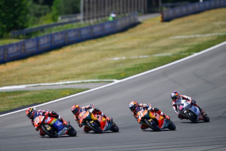 Hakim Danish dominierte die letzte Runde im Moto3-Rennen