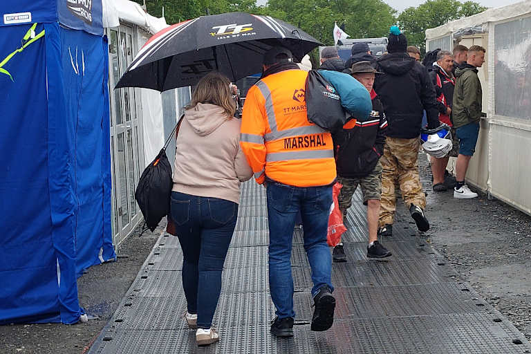 Auch am Donnerstag auf der Isle of Man nichts als Regen