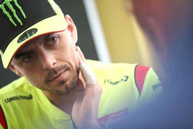 Di Giannantonio in Ungarn, noch mit Spuren des Catalunya-GP