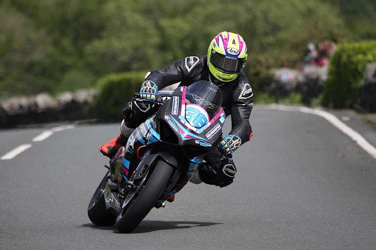 Im zweiten Supersport-Rennen kam es zum Unfall von Jamie Cringle