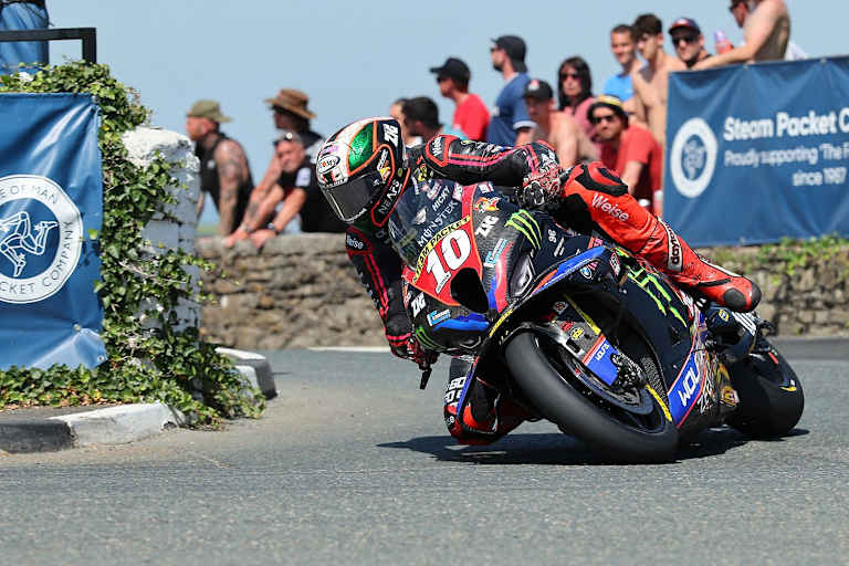 Peter Hickman überzeugte bei seiner Southern-100-Premiere