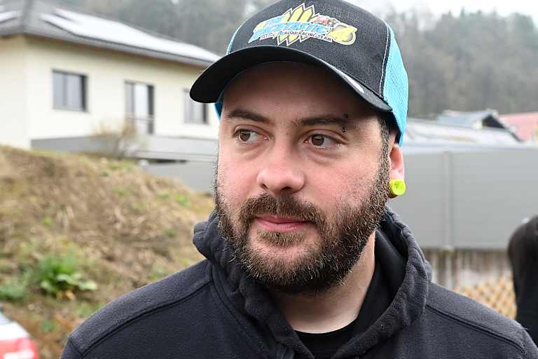 Der Blick von David Datzer schweift Richtung Armoy