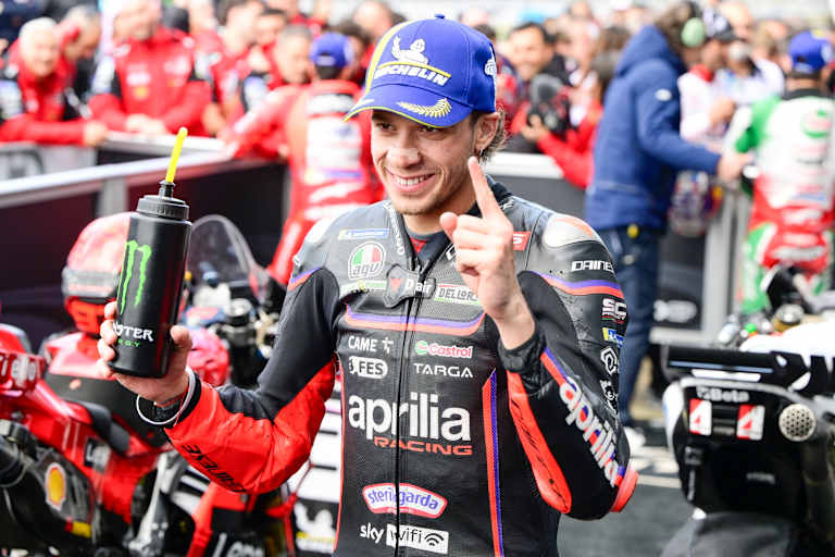 Silverstone 2025: Bezzecchi gewann, Marc Marquez wurde Dritter
