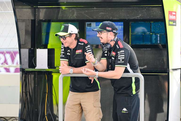 Kapitän und erster Offizier bei VR46: Valentino Rossi und «Uccio» Salucci
