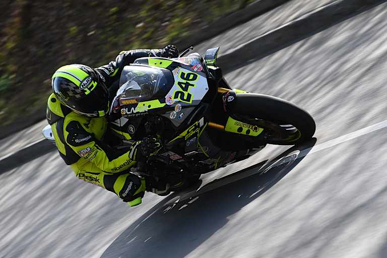 Ein Sturz von Salvatore Sallustro beendete das erste Qualifying zum Manx GP