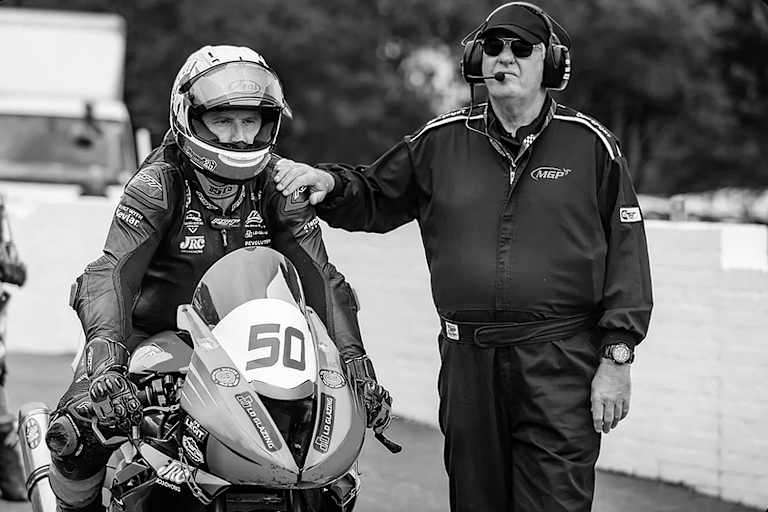 Sam Naughton stirbt im Training zum Manx Grand Prix