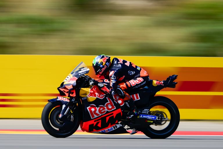 Werksfahrer Brad Binder auf der KTM RC16
