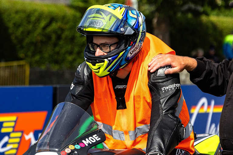 Moritz Klaus vor der ersten Runde auf dem Snaefell Mountain Course