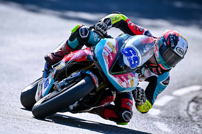 Lokalmatador Petr Najman Triumph)