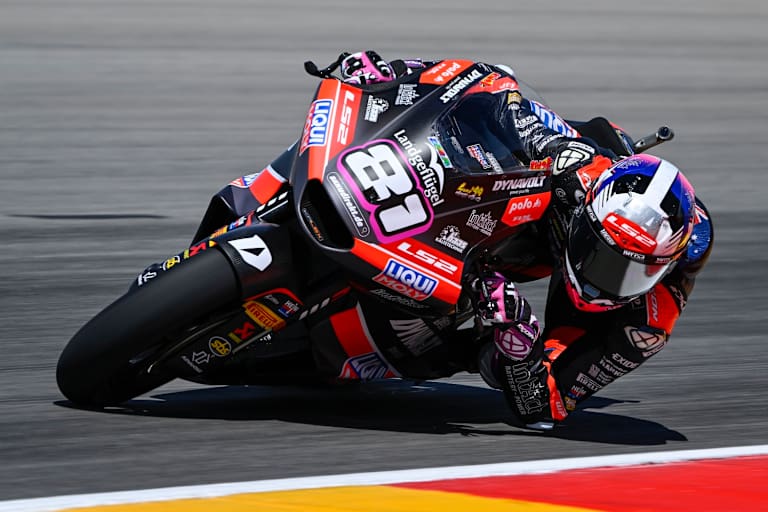 Senna Agius sitzt 2027 in der MotoGP auf der KTM RC16