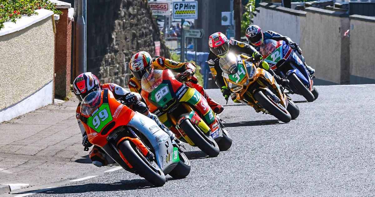 NW200, Supertwin2: Jeremy McWilliams kann auch mit 62 Jahren gewinnen ...