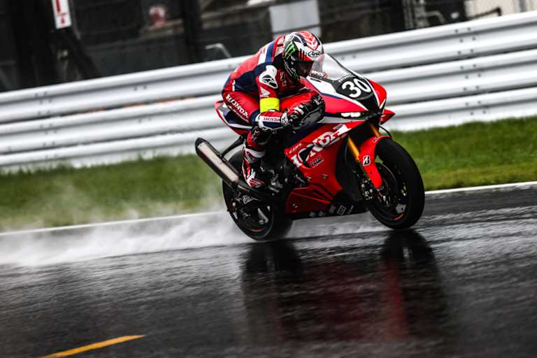 Jonathan Rea führte nach dem Ende der zweiten Safety-Car-Phase