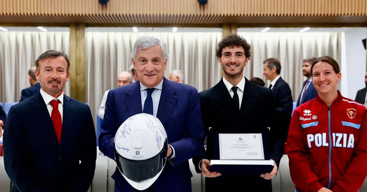 Biaggi-Rossi-Bagnaia-Co-Italiens-Motorrad-Helden-wurden-in-Rom-geehrt