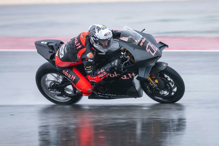 Nicolo Bulega fuhr 15 Runden