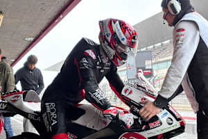 Leo Rammerstorfer bei seiner ersten Ausfahrt aus der Box