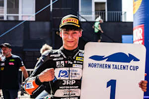 Fynn Kratochwil vertritt Deutschland im Team FIM Europe