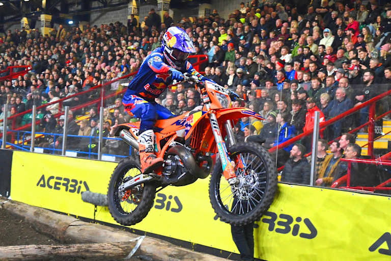 Manuel Lettenbichler in Newcastle