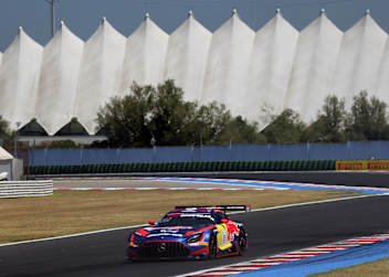 Jules Gounon auf Pole-Position