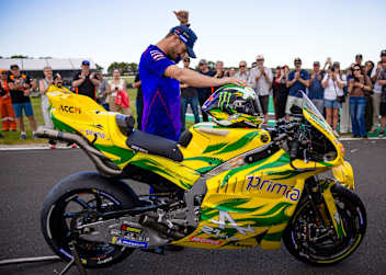Jack Miller mit seiner Yamaha M1 im Spezialdesign