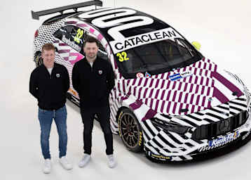 Adam Morgan und Daniel Rowbottom am Plato Racing Mercedes-AMG A35