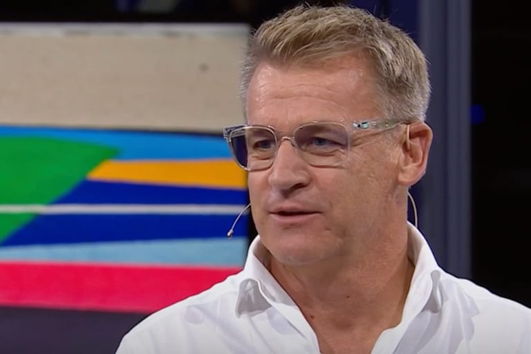 Pit Beirer bei der ServusTV-Sendung «Sport und Talk aus dem Hangar-7»