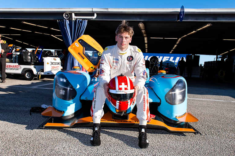 Jérémy Siffert vor dem Duqueine D08 LMP3 des Teams Gebhardt Motorsport