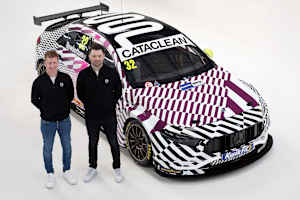 Adam Morgan und Daniel Rowbottom am Plato Racing Mercedes-AMG A35