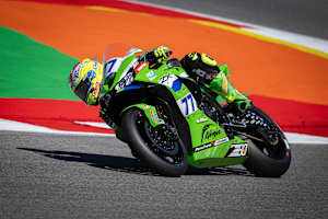 Dominique Aegerter kommt mit der Supersport-Kawasaki in Schwung