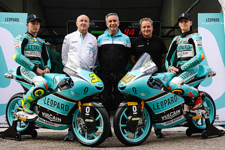 Das Team Leopard Racing mit Adrian Fernandez und Guido Pini