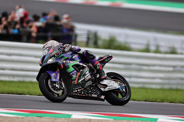 Naomichi Uramoto auf der AutoRace-Ube-BMW lag nach der ersten Stunde vorn