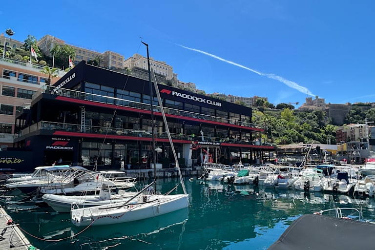 Port Hercules und Paddock Club vorm F1-Rennen in Monaco